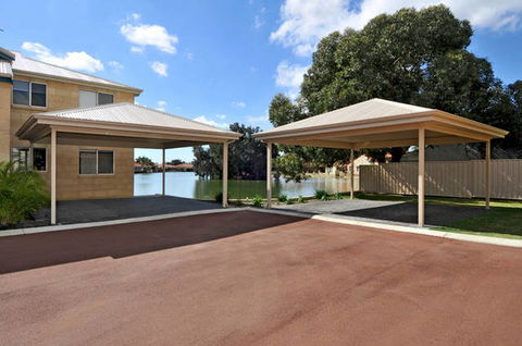 Lakeside Holiday Apartments - Accommodation Fremantle 5