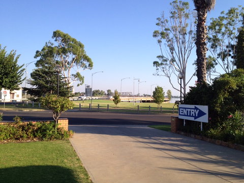 Lakeview Motel - Accommodation Fremantle 1