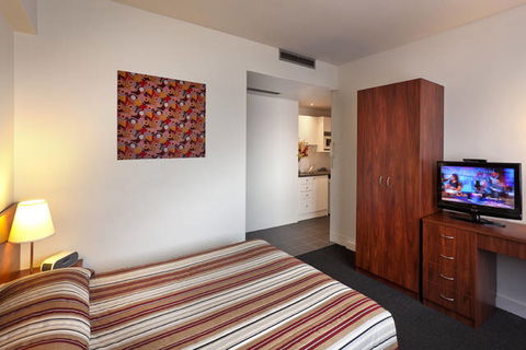 Macleay Serviced Apartment/Hotel - Accommodation Fremantle 2