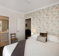 Mt Coolum Retreat 'A Bed  Breakfast' - Accommodation Fremantle