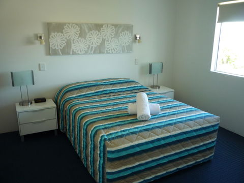 Regatta Riverfront Apartments - Accommodation Fremantle 9