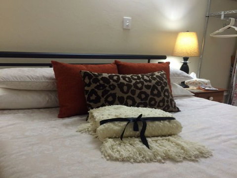 Bromeliad Bed And Breakfast - Accommodation Fremantle 10