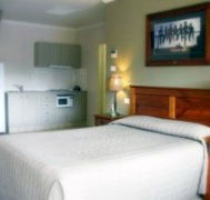 Saltbush Motor Inn - Accommodation Fremantle