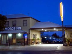 Saltbush Motor Inn - Accommodation Fremantle 3