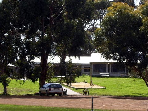 Seal Bay Cottages (Kaiwarra) - Accommodation Fremantle 3