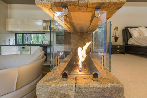 The Feathered Nest - Luxury Wildlife Retreat - Accommodation Fremantle 3