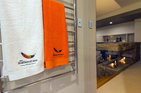 The Feathered Nest - Luxury Wildlife Retreat - Accommodation Fremantle 5