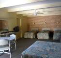 Spanish Lantern Motor Inn Parkes - Accommodation Fremantle