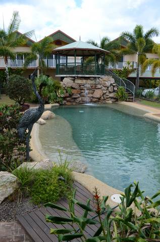 Tinaroo Lake Resort - Holiday Apartments - Accommodation Fremantle 2
