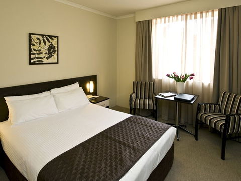 Wesley Lodge - Accommodation Fremantle 0