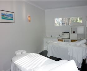 Karma Chalets And Karisma Spa - Accommodation Fremantle 3