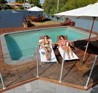 Waikiki Beach Bed and Breakfast - Accommodation Fremantle