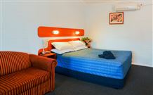 Rest Point Motor Inn And Hereford Steakhouse - Glen Innes - Accommodation Fremantle 2