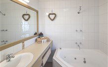 River Country Inn - Moama - Accommodation Fremantle 5