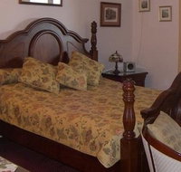 Muscatels - Accommodation Fremantle