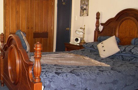 Muscatels - Accommodation Fremantle 1