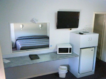 Orana Windmill Motel - Accommodation Fremantle 1