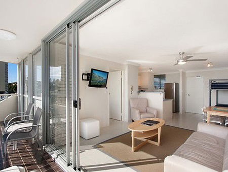 Eden Tower Holiday Apartments - Accommodation Fremantle 1