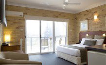 Yamba Beach Motel - Yamba - Accommodation Fremantle 1