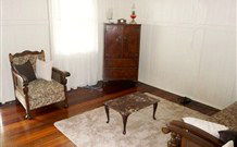 Paul Readers Yellow Haus - Accommodation Fremantle 2