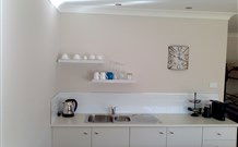 Elm Tree Cottage - Accommodation Fremantle 0