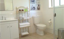 Elm Tree Cottage - Accommodation Fremantle 3