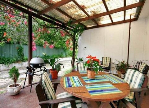 Pass And Pause Holiday Bed And Breakfast Accommodation - Accommodation Fremantle 0