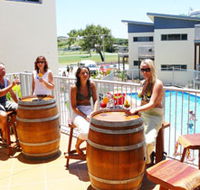 Emu's Beach Resort - Accommodation Fremantle