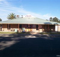 Dog N Bull - Accommodation Fremantle