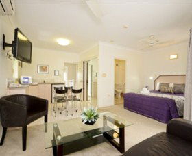 Reef Palms Motel - Accommodation Fremantle 0