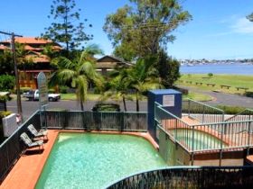 Excellsior Mooloolaba - Accommodation Fremantle 1