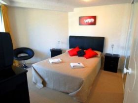 Excellsior Mooloolaba - Accommodation Fremantle 3