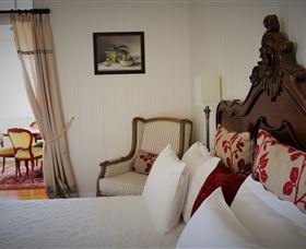 The Grove Cottage - Accommodation Fremantle 0