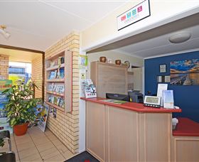 Econo Lodge Fraser Gateway - Accommodation Fremantle 3