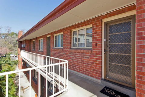 Relax On Regina - Accommodation Fremantle 60
