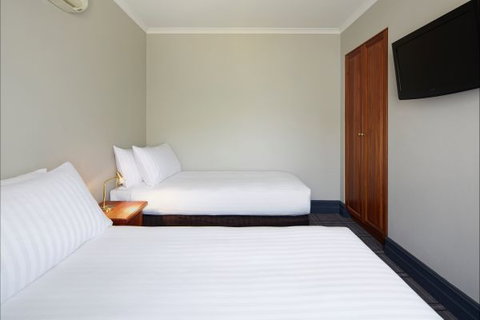 Brassey Hotel - Accommodation Fremantle 7