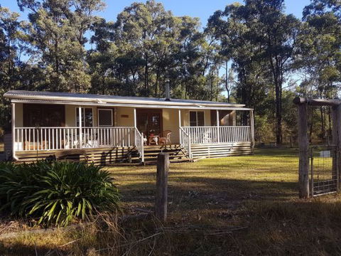 Dandaloo Cottage - Accommodation Fremantle 0