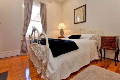 Elegance On Englehardt - Accommodation Fremantle 3