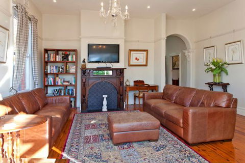 Elegance On Englehardt - Accommodation Fremantle 5