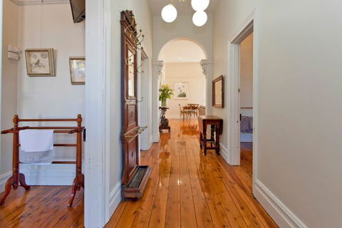 Elegance On Englehardt - Accommodation Fremantle 7