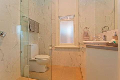 Elegance On Englehardt - Accommodation Fremantle 8