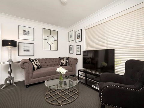 Relax On Regina - Accommodation Fremantle 11