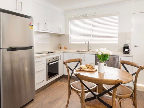 Relax On Regina - Accommodation Fremantle 36
