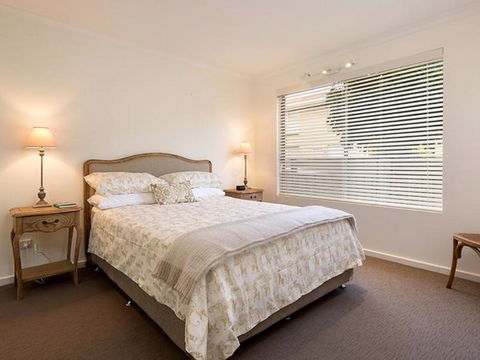 Relax On Regina - Accommodation Fremantle 37