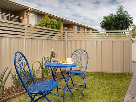 Relax On Regina - Accommodation Fremantle 40