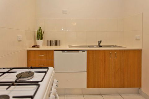 Relax On Regina - Accommodation Fremantle 52