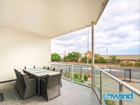 Unwind At Coast On Newell - Accommodation Fremantle 9