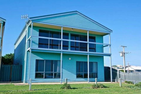 Unwind At Coast On Newell - Accommodation Fremantle 15