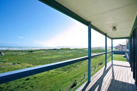 Unwind At Coast On Newell - Accommodation Fremantle 18