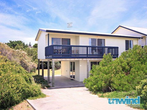 Unwind At Coast On Newell - Accommodation Fremantle 19
